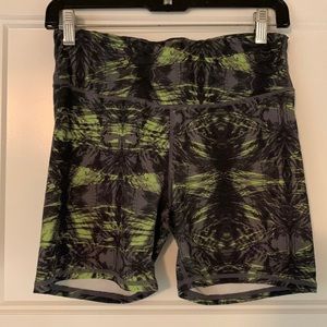 90 degree bike shorts -size small.